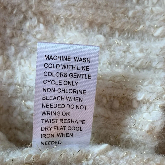 EVEREVE Ashlynn Strong Shoulder Sweater Small Winter White Metallic Shimmer - Picture 10 of 12